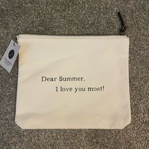 Small pouch